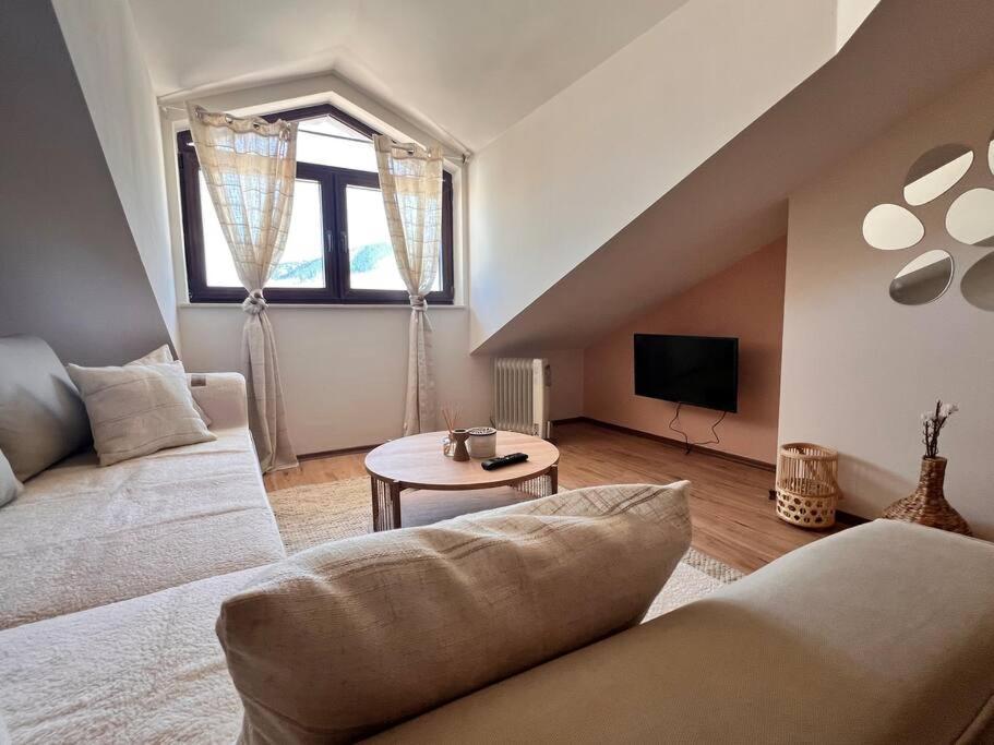 Cozy 1 Bedroom Apartment Next To The Gondola Банско Экстерьер фото